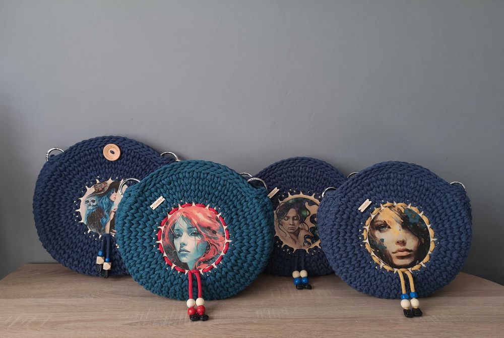 Torebka sznurkowa, ze sznurka – okrągła granatowa – kobieta