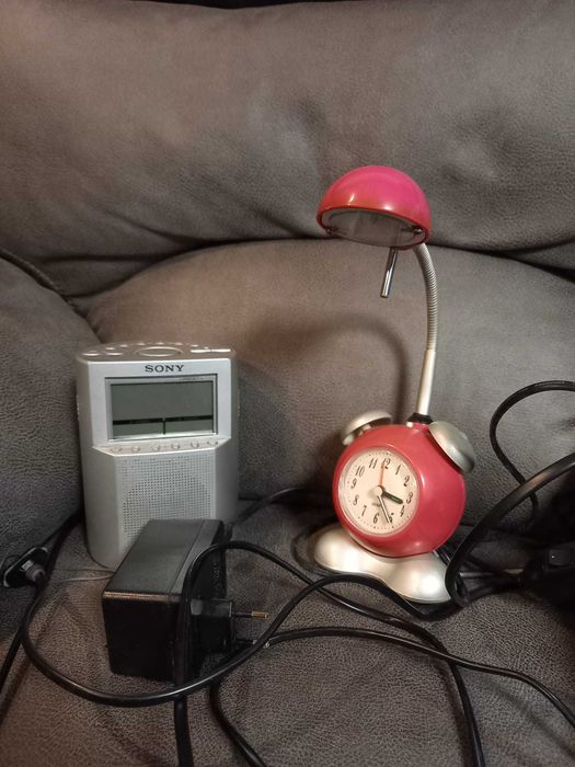 Rádio Sony + Despertador C/luz
