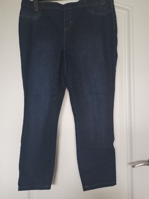 Jeeginsy nowe ciemny granat C&A XL / 42
