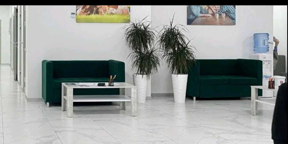 Диван офісний велюр ізумруд 2ш зелений