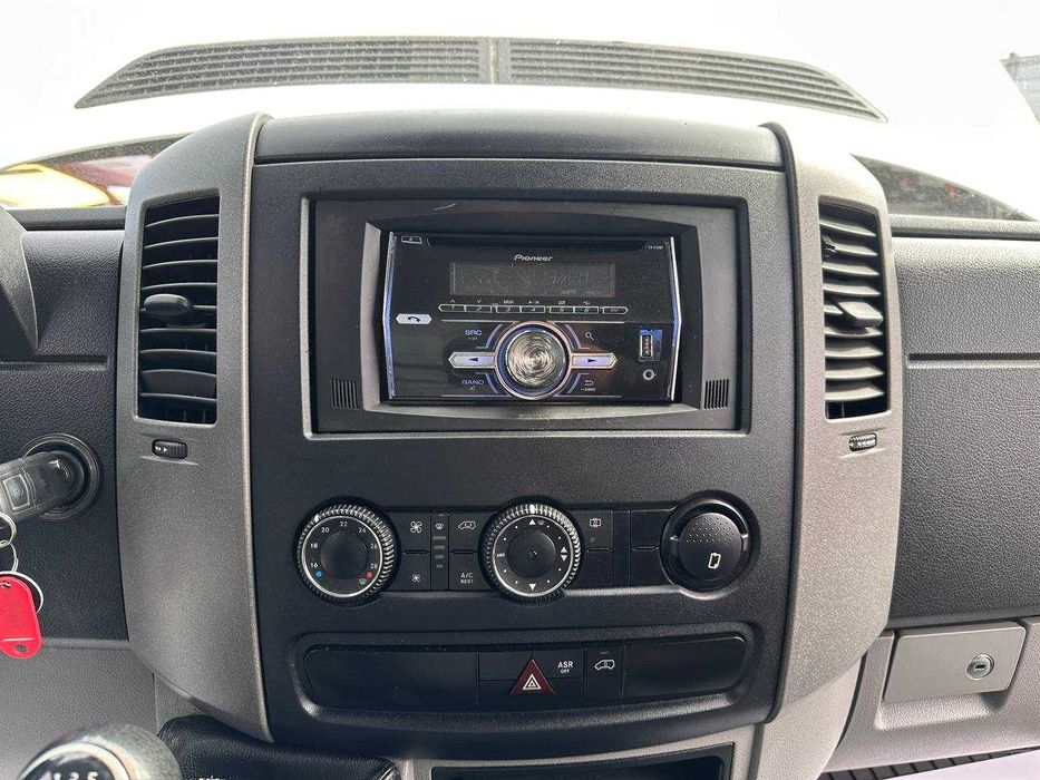 Volkswagen Crafter 2014p.