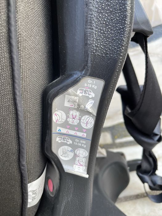 Cadeira criança Grupo 1,2,3 c/ Isofix