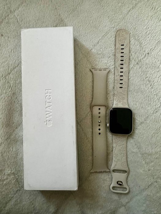 APPLE Watch 9 GPS 45mm koperta z aluminium (księżycowa poświata) M/L
