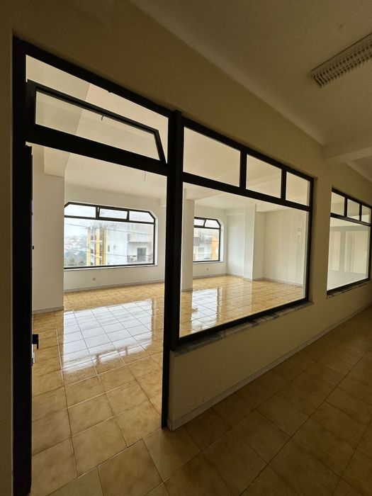 Vende-se loja comercial