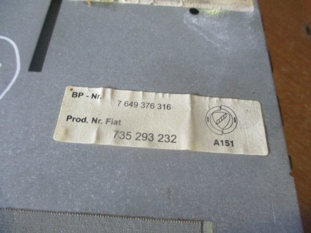 Rádio / auto-rádio ALFA ROMEO 147 (937_)