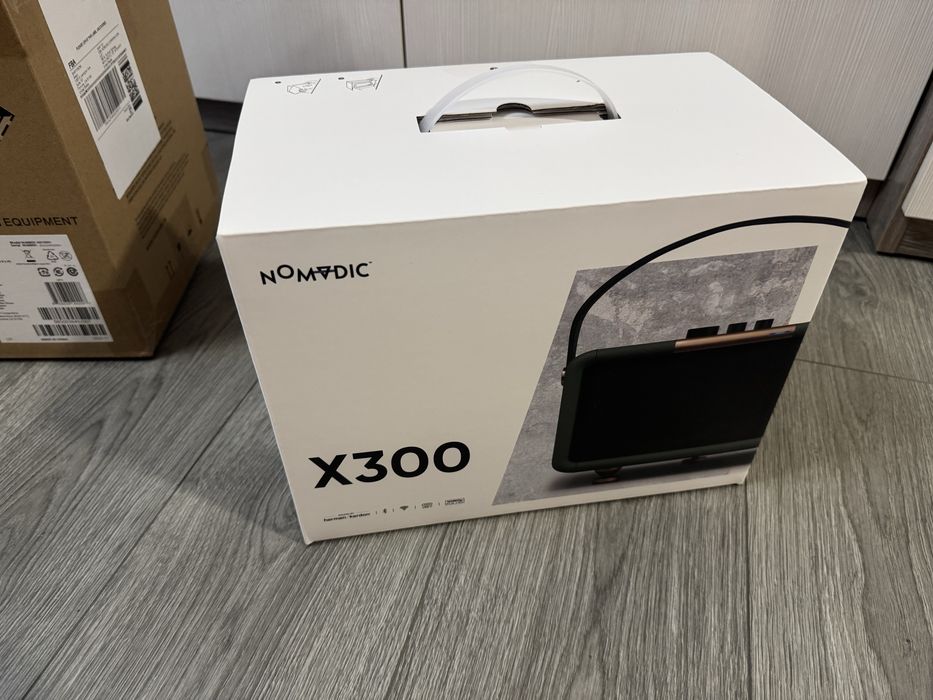 Портативний проектор Nomvdic X300 з звуковою системой Harman Kardon