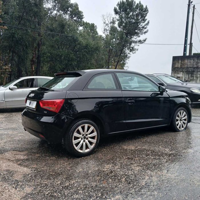 Audi A1 1.6TDI de 2015 - Peças Usadas