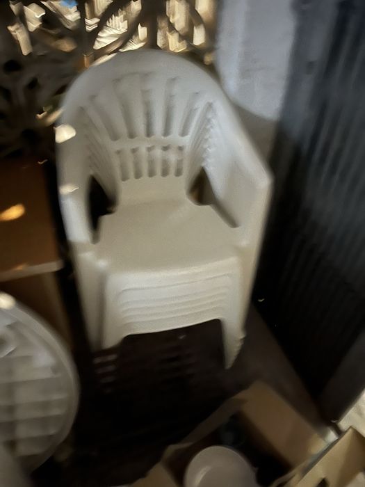 4 cadeiras brancas varanda64564139029762122