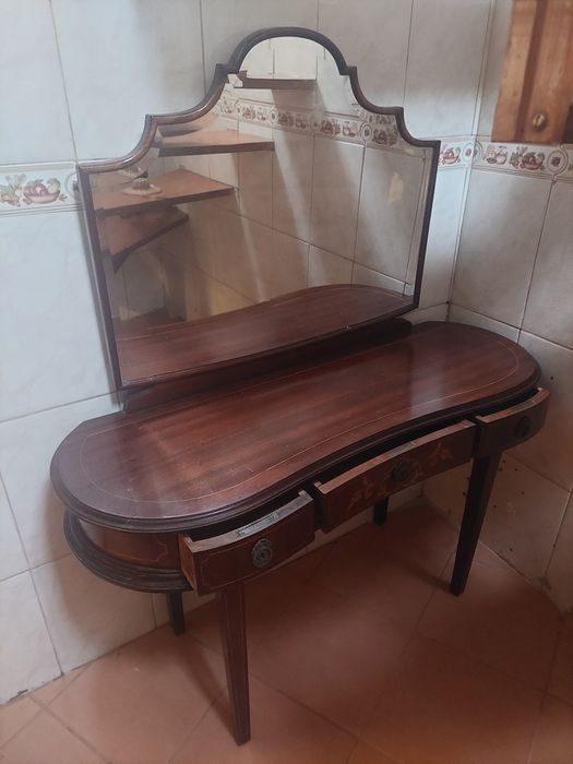 Penteadeira antiga