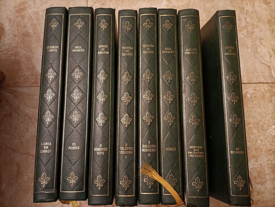 Livros Emmanuelle/Laura Palmer/Escritores Portugueses/Heróis Ar