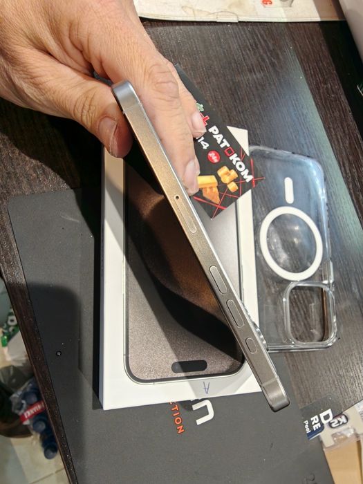 iPhone 15 Pro 256gb ..83% jak nowy kompleT.. PAT-KOM