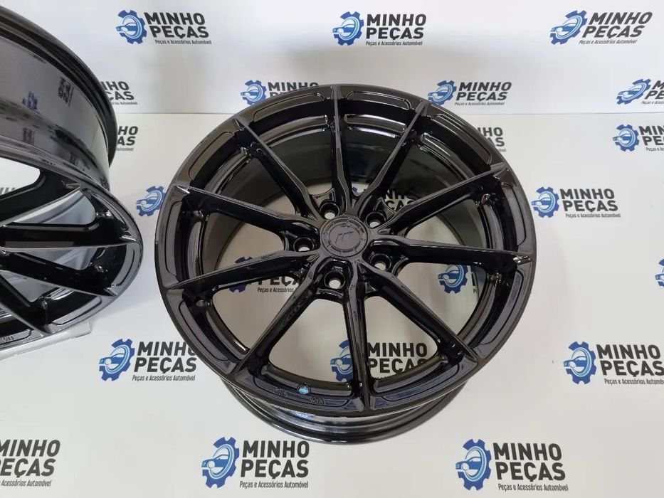 Jantes Japan Racing (JR37) em 17 (5x112) Preto Brilho