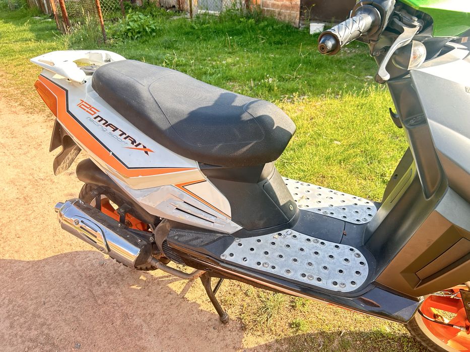 Скутер keeway 125