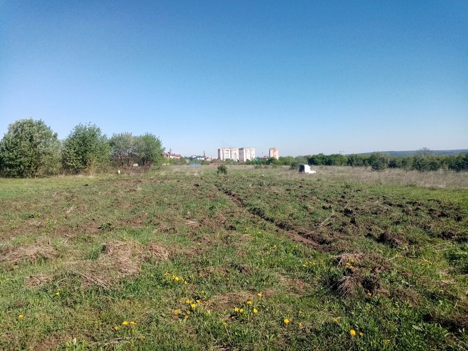 Земельна ділянка під забудову