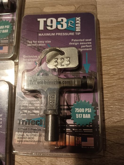 Dysza TriTech T93