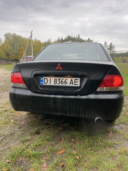 Mitsubishi lancer