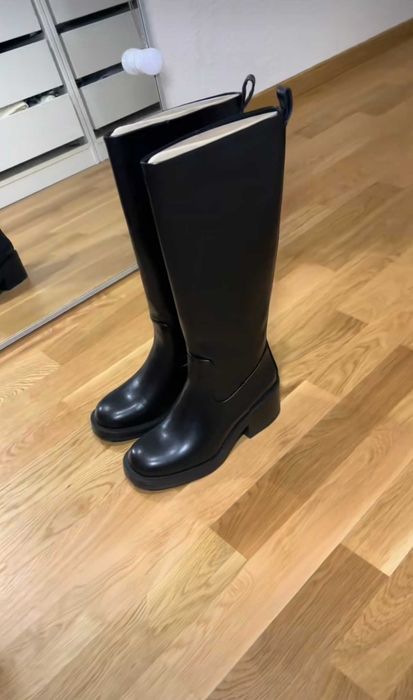 Botas Cano Alto Zara