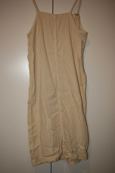 Jardineiras Marca Monki - NOVO