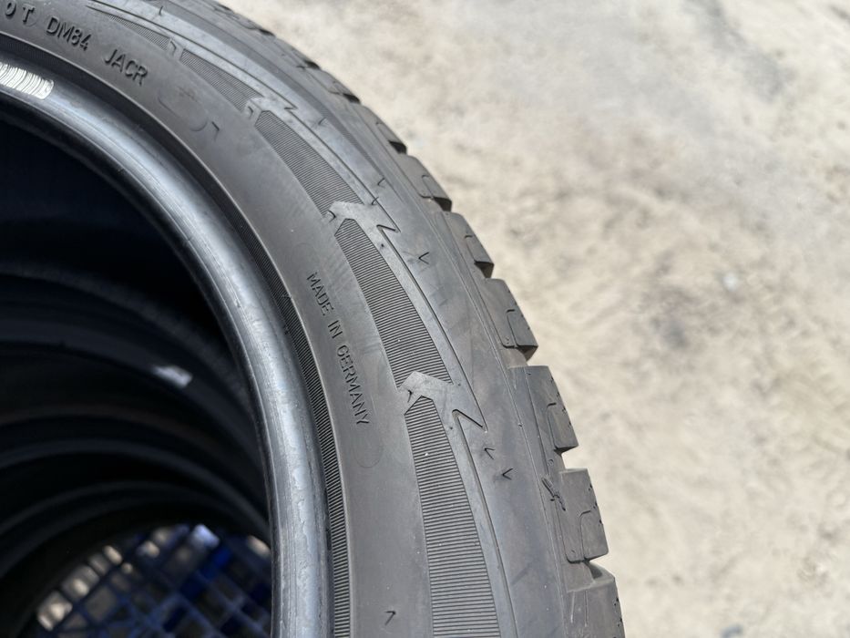 235/50 r19 Goodyear UltraGrip Резина зимняя