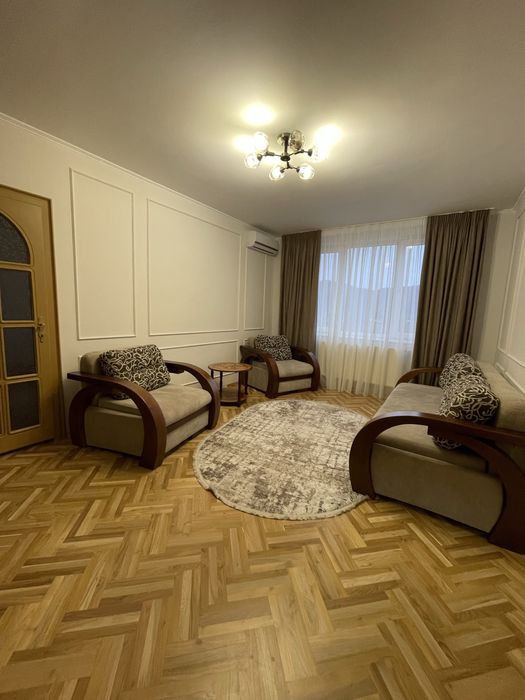 5 кімнатна квартира