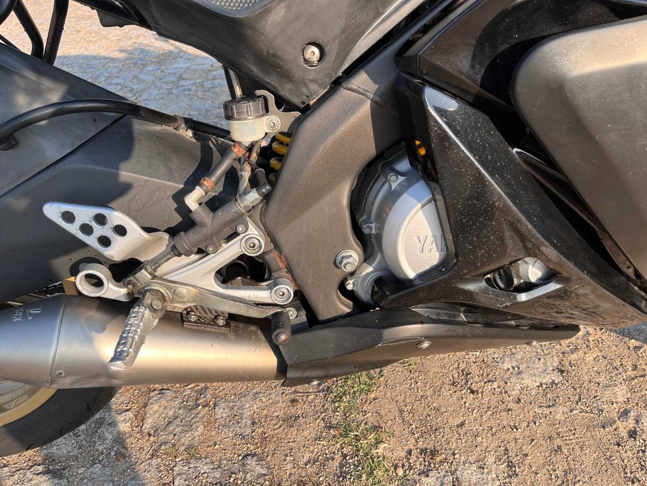 Yamaha YZF - R125 2012