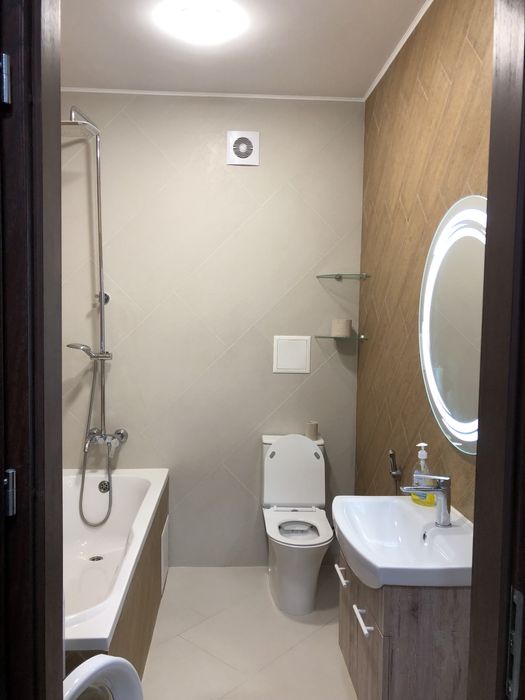 1-кімн. квартира. Новобудова по вул.Зарічанській.  Подобово.На місяць