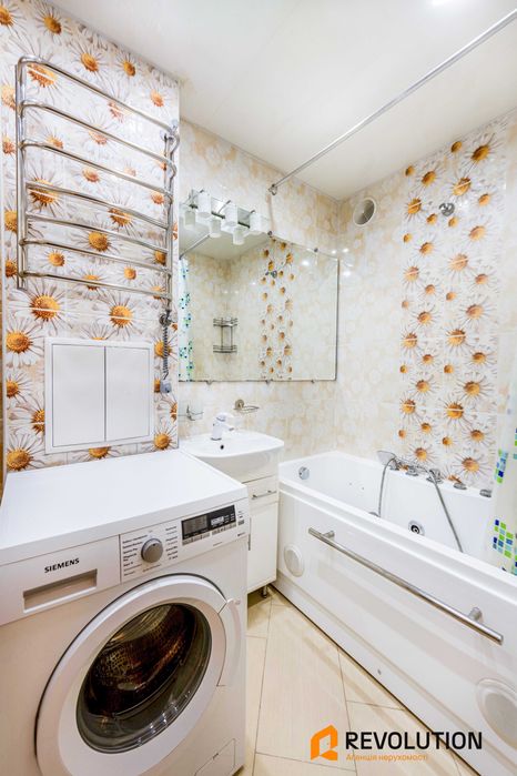 Без% Р.Шухевича 26в 2к з ремонтом, чудовий стан !