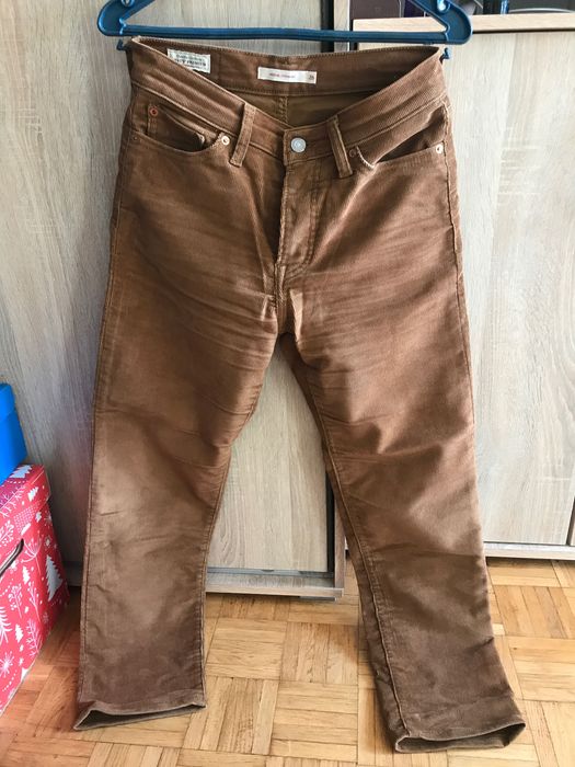 Spodnie sztruksowe firmy Levis