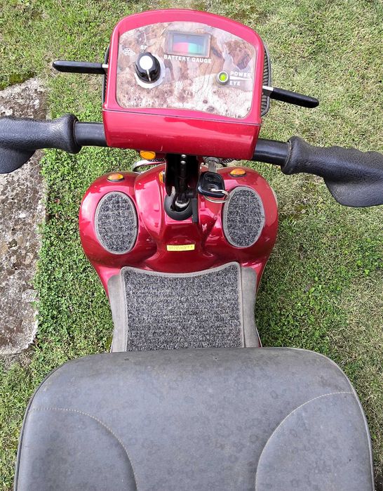 Wózek elektryczny czterokolowy