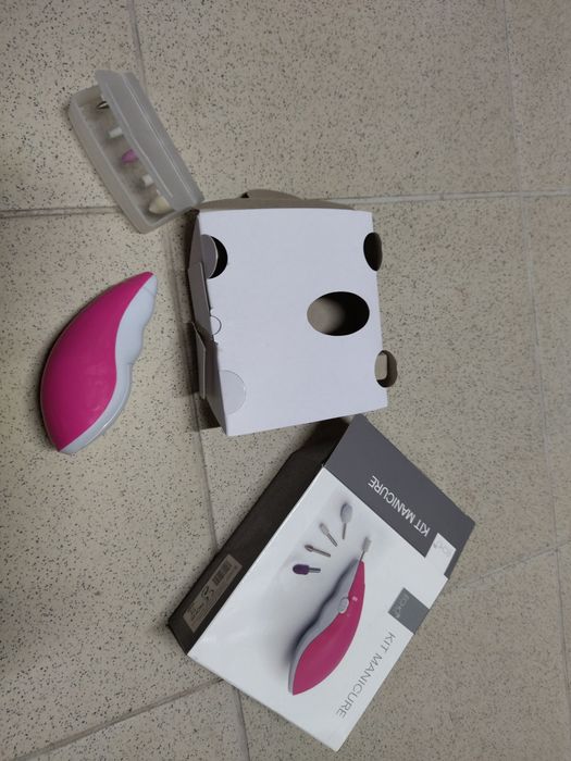 Kit manicure pilhas
