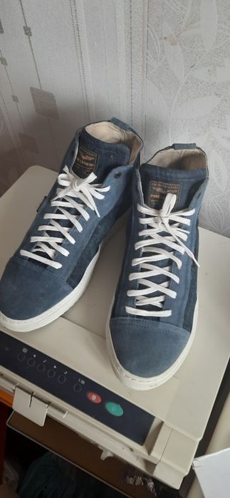 Кроссовки кожаные,осень,одни такие в стране. р44 ст 29см