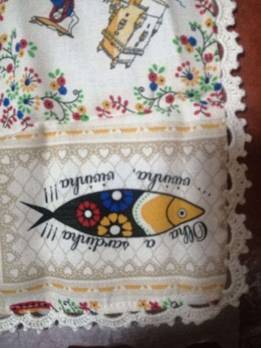 Pano de cozinha com bicos, novo.