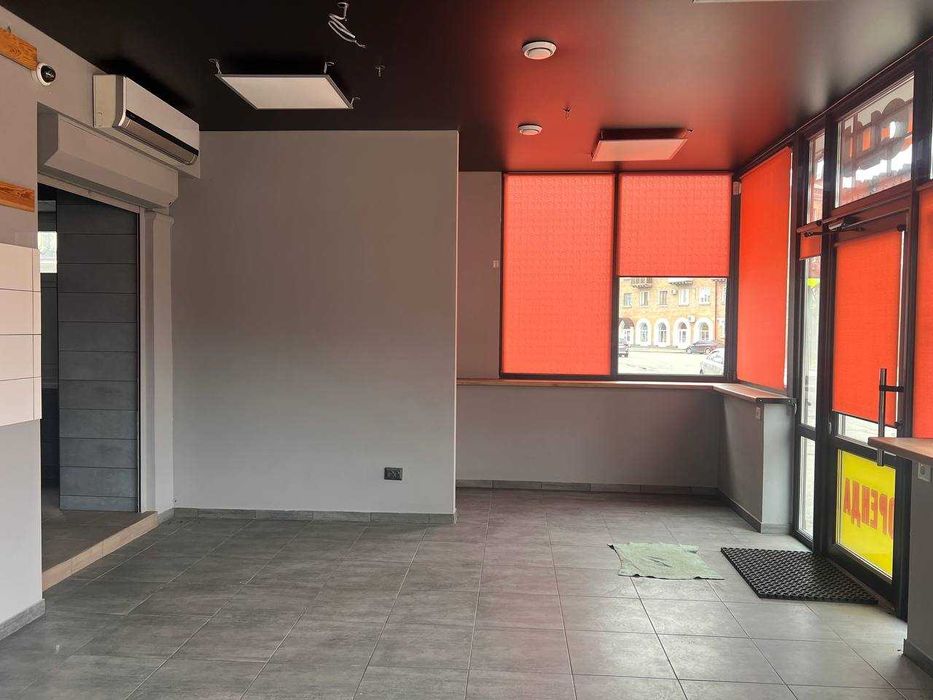 Без комісії. Центр. Фасад. Ремонт. Приміщення 78,9 м