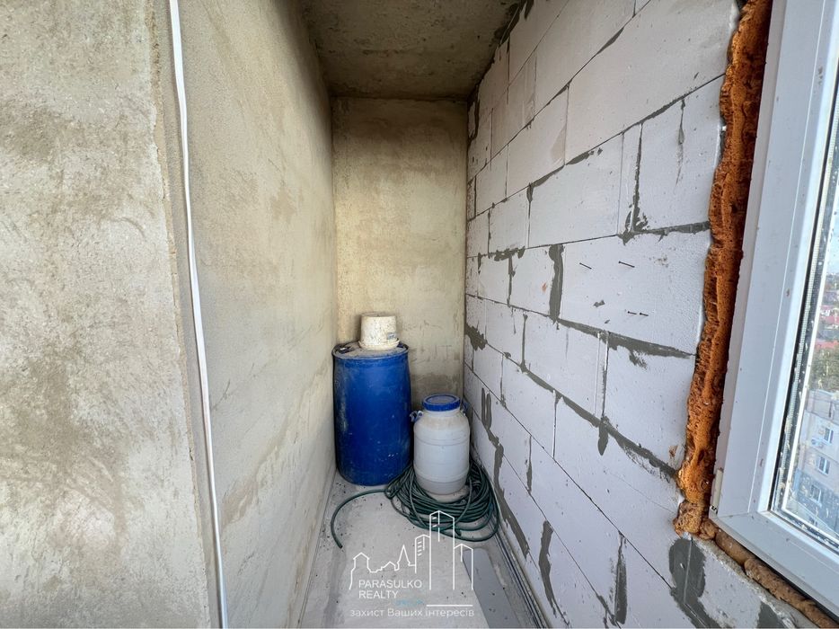 Продам 1-о кімнатну квартиру з неймовірним краєвидом!