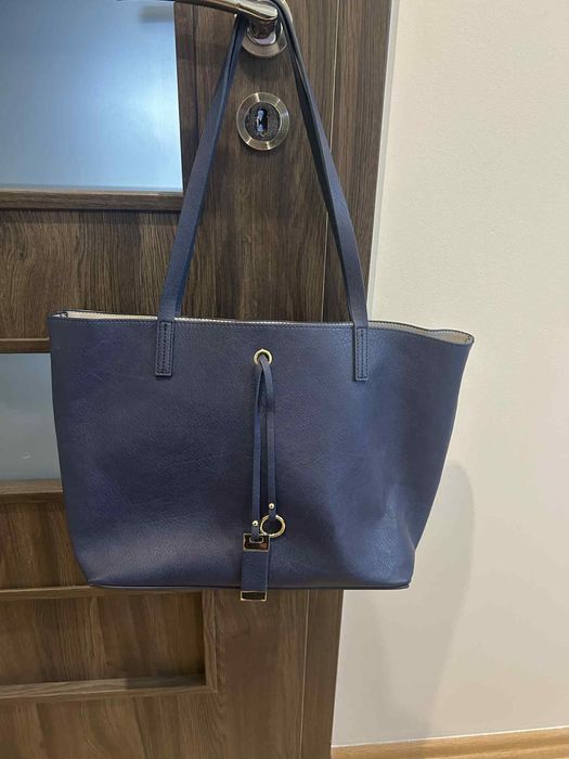 Granatowa torba, polecam