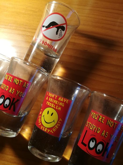 Copos de shot seis diferentes