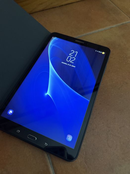Tablet Galaxy Tab A 2016 com capa original