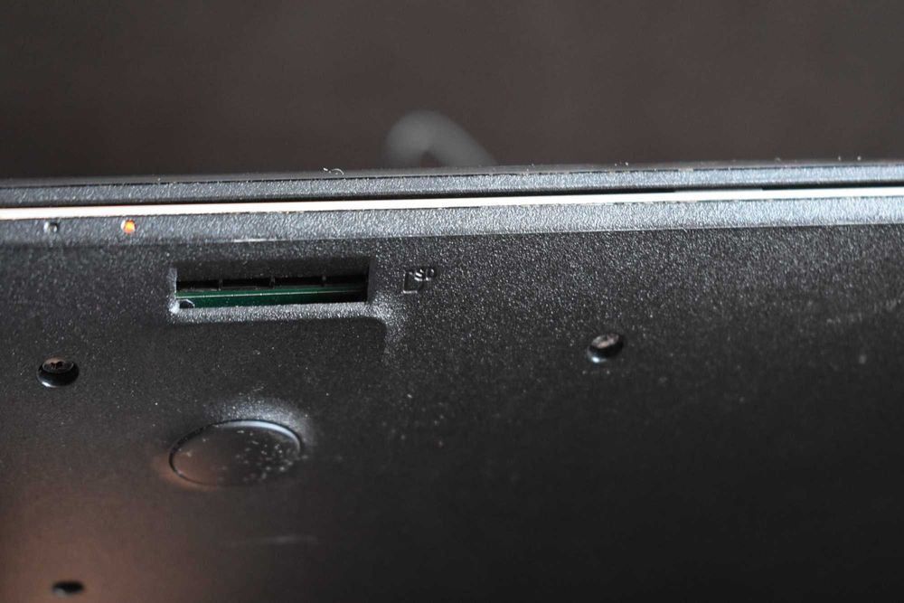 Laptop Asus x540s.