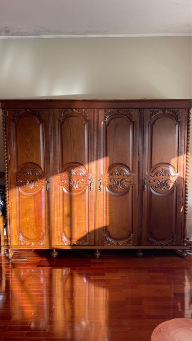 Móveis vintage estilo coloquial