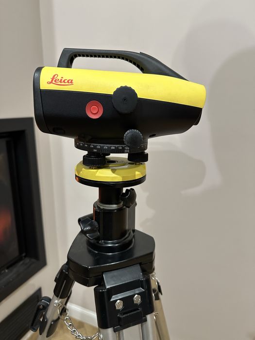Niwelator optyczny budowlany Leica sprinter 150 elektroniczny statyw