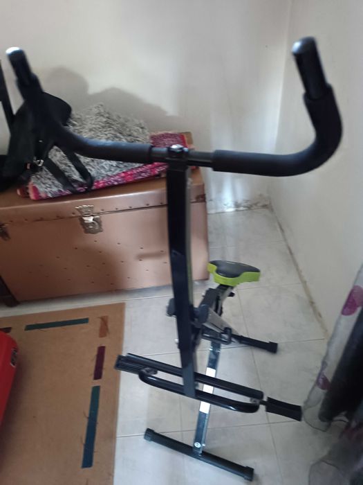 Bicicleta de ginástica