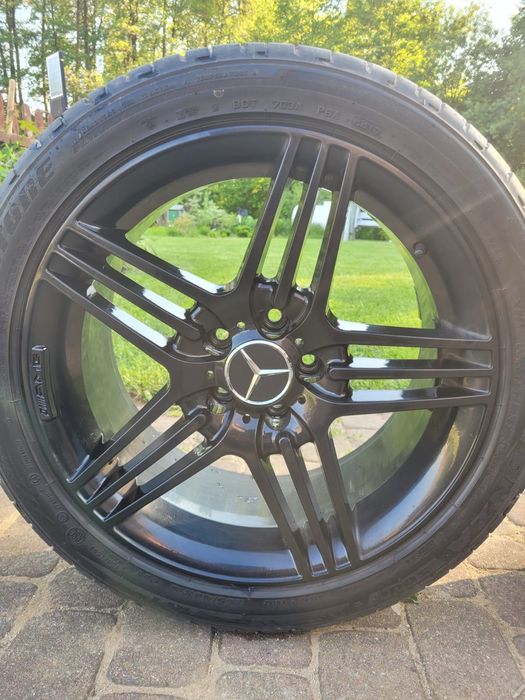 Felgi aluminiowe AMG  czarne 18 do mercedesa