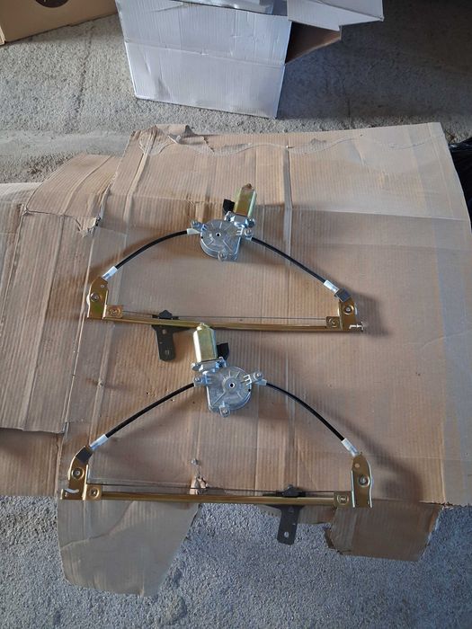 Elevadores elétricos portas frontais