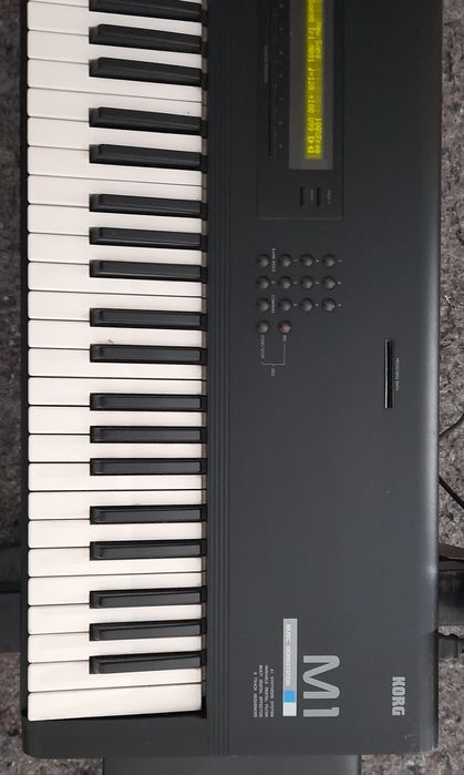Korg M1 61-Key Vintage Music Workstation Keyboard