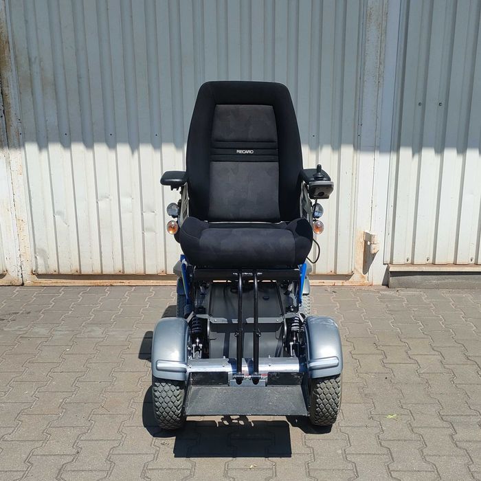 Wózek inwalidzki elektryczny terenowy Ottobock C2000 Recaro + nowe aku