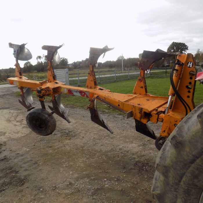 pług huard 4-obrotowe