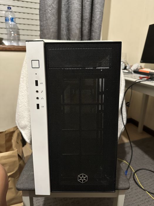 SilverStone Precision  RL08 — Caixa PC Micro ATX
