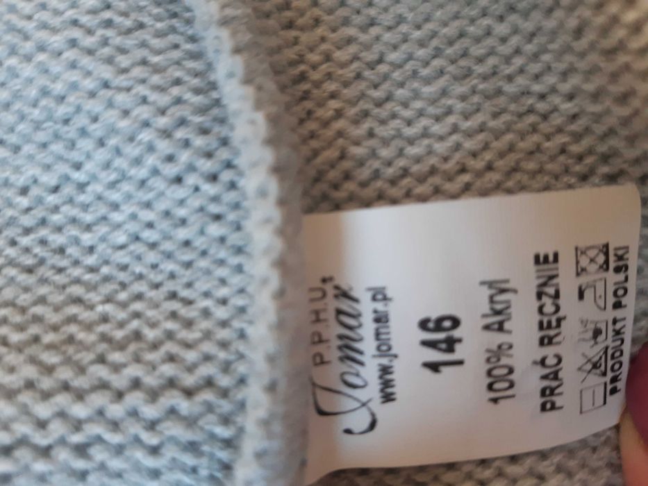 Sweter nowy dziecięcy 140