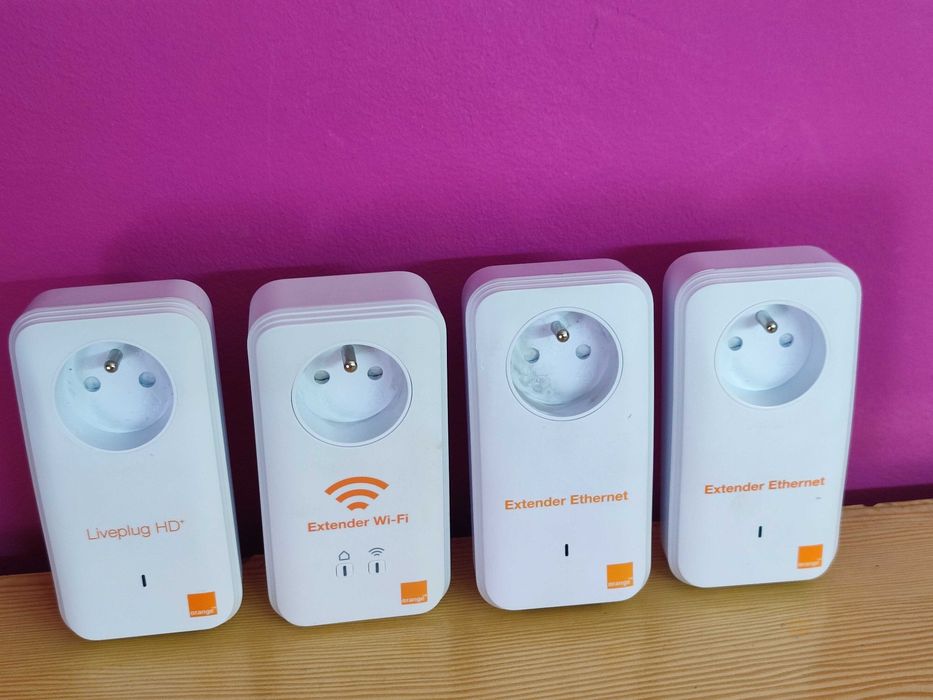 4 Devolo AV500 Wi-Fi PLC Adapters64741094989313121