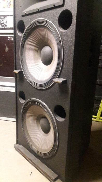 JBL SRX 725   акустические колонки и сабы jbl srx 728. made in USA.